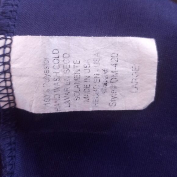 Profile Apparel blouse size large ( Box IO ) - Picture 5 of 5